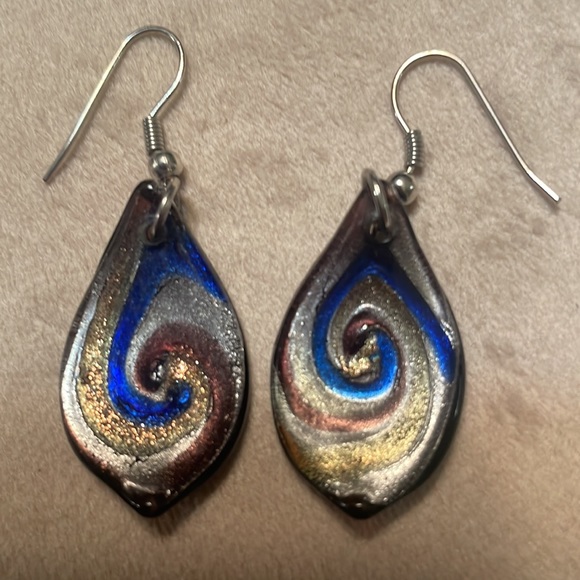 💙Drop Earrings purchased at Smithsonian gift shop. - Picture 2 of 3